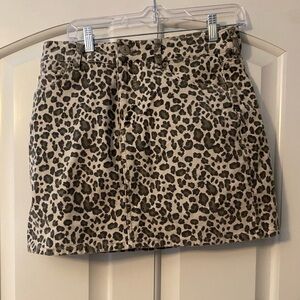 American Eagle leopard print denim skirt size 8 long